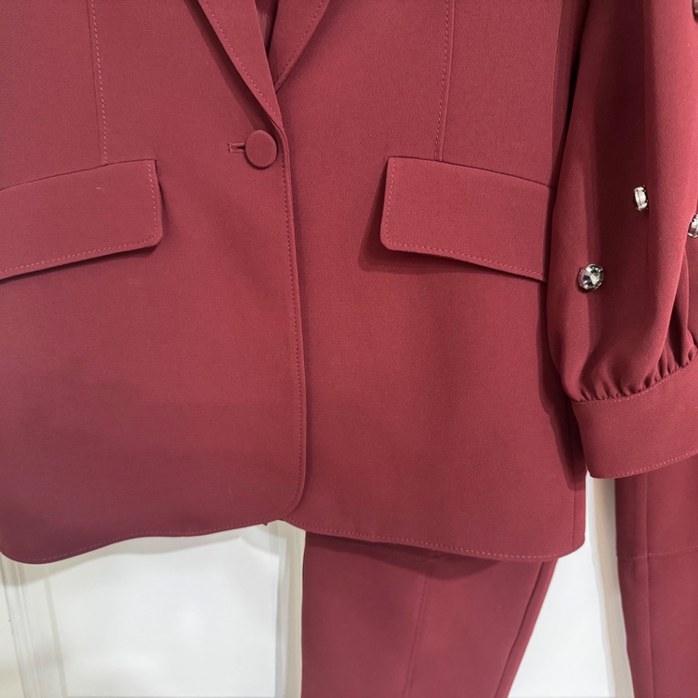 cinq a sept Suit - Picture 9 of 12
